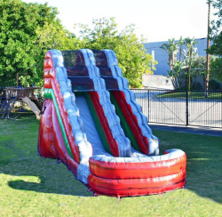 113311EE 00B7 47DC B850 1C3B310CE363 1746117903 15 Ft Red Fire Slide